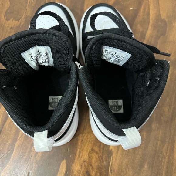 Air Jordan 1 Mid Diamond size 11C toddler/kid - Picture 3 of 8